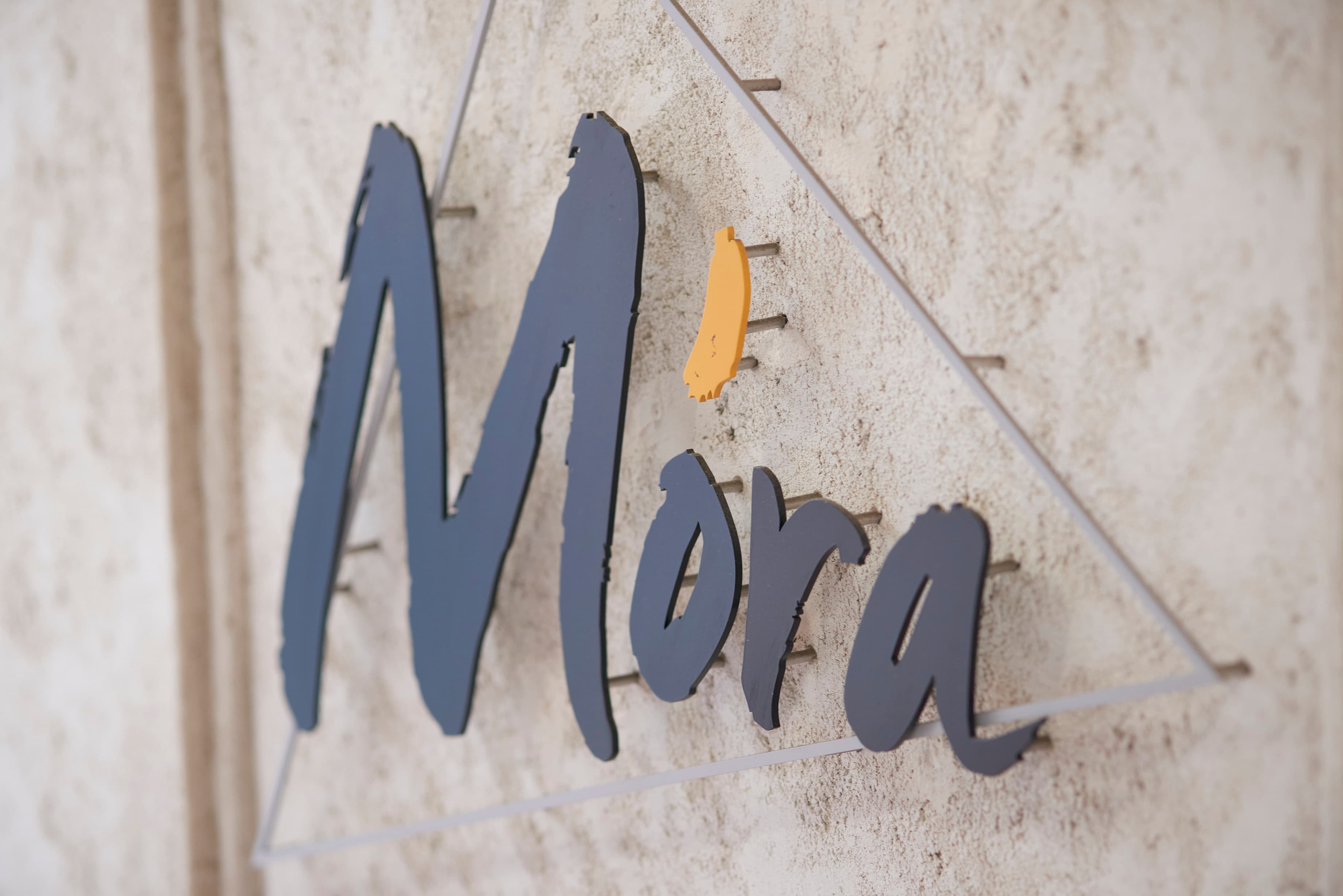 Mora - 2